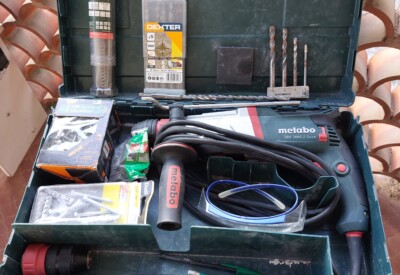 Location Burineur perforateur électrique Metabo à Beauchastel