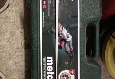 Location Meuleuse disqueuse 230mm Metabo à Champs-sur-Marne