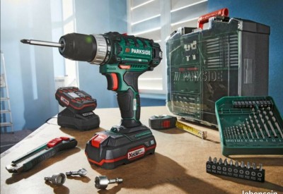 Location Perceuse-visseuse sans fil 20v + 2 batteries + chargeur + accessoires à Niort