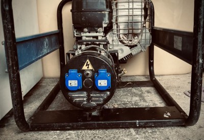 Location Groupe électrogène sdmo 4kva à Landerneau