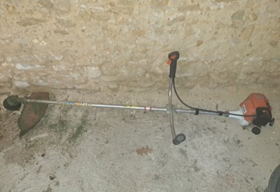 Location Débroussailleuse Thermique Stihl à La Suze-sur-Sarthe