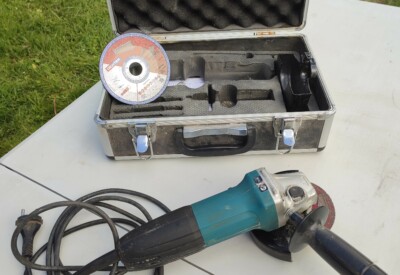 Location Disqueuse électrique Makita à Vouneuil-sous-Biard