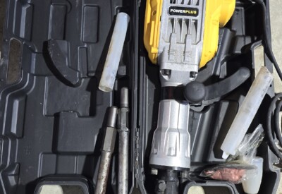 Location Marteau piqueur électrique Autre à Cérences