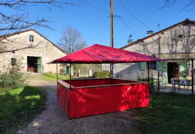 Location Stand Barnum Buvette Autre à St aquilin