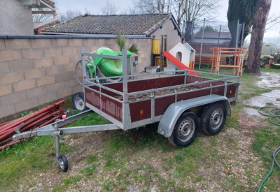 Location Remorque double essieux Moins de 750kg Lider à Molières