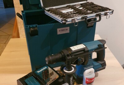 Location Perforateur-burineur Makita sans fil Makita à Moyenmoutier