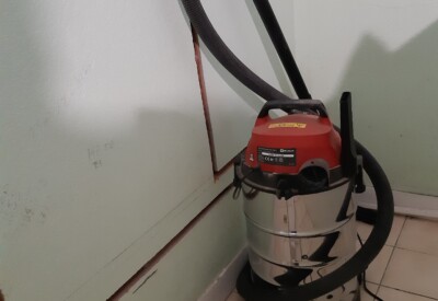 Location Aspirateur électrique Autre à Deux-Chaises