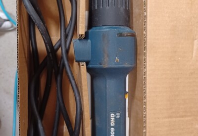 Location Decapeur thermique 2000w Bosch à Pleurtuit