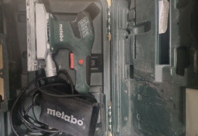 Location Ponceuse électrique Metabo à Mérignac