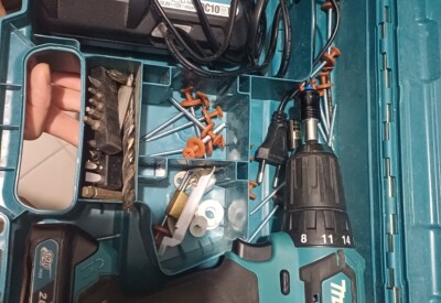 Location Perceuse visseuse Sans-fil Makita à Mérignac