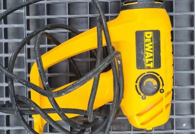 Location Décapeur thermique électrique Dewalt à Lyon