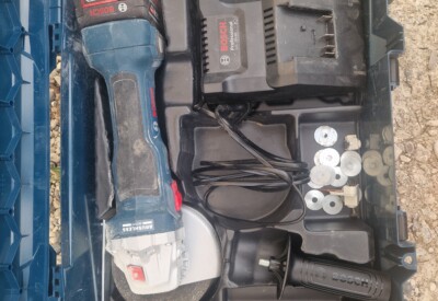 Location Meuleuse disqueuse 230mm Bosch à Lyon
