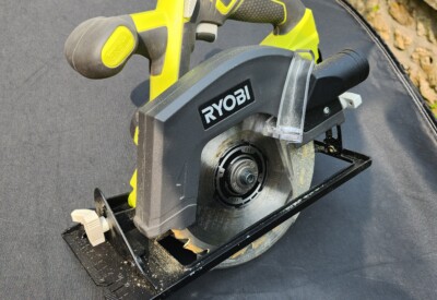 Location Scie circulaire à bois électrique Ryobi à Champeaux