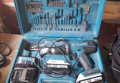 Location Visseuse perceuse électrique Makita à Rignac