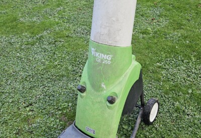 Location Broyeur à branche électrique Autre à Le Versoud