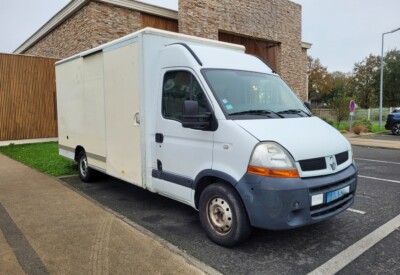 Location Camion caisse 16m3 Autre à Le cellier