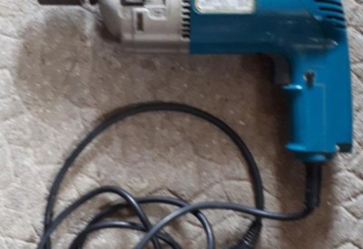 Location Perceuse black et decker à Royan