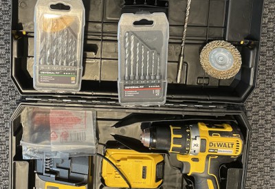 Location Perceuse pro 18v dewalt à Nantes