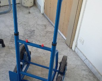 Location Diable 6 roues avec tendeurs et sangles à Montpellier