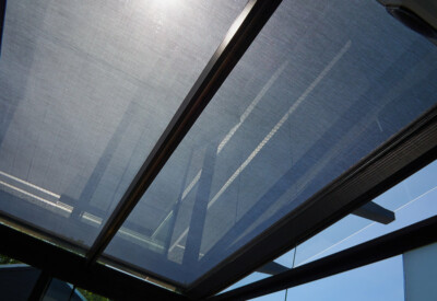 Comment choisir une bâche pour sa pergola ?