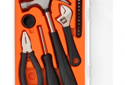 Location Coffret à outil de montage et fixage de meuble (marteau | maillet | tournevis) à Boulogne-Billancourt
