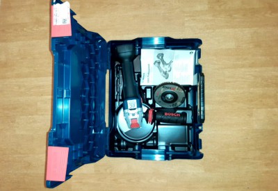 Location Meuleuse bosch professionnal gwx à Saint-Michel-sur-Orge