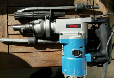 Location Burineur perforateur électrique Ryobi à La Valette-du-Var