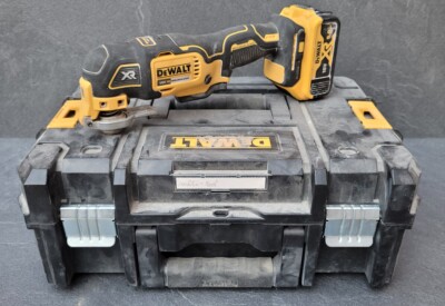 Location Outil multifonction électrique Dewalt à Givors