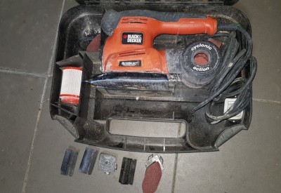 Location Ponceuse black & decker à Les Arcs