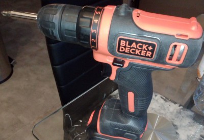 Location Visseuse perceuse black et decker à Limeil-Brévannes