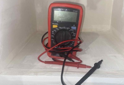 Location Testeur d’électricité à Luzancy