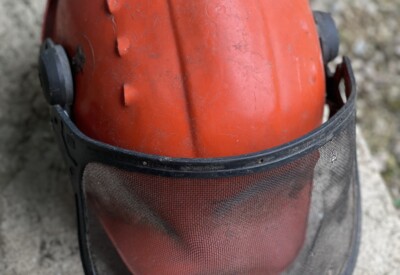 Location Casque à visière Autre à Brest