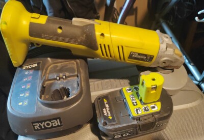 Location Lapidaire sans-fil Ryobi à Charron
