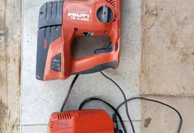 Location Perforateur à percussion électrique Hilti à Bordeaux
