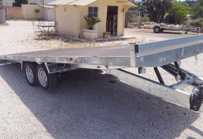 Location Remorque plateau porte voiture;4×4, tracteur, utilitaire, objets encombrant à Carqueiranne
