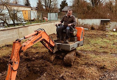 Location Location mini-pelle avec chauffeur à Dreux
