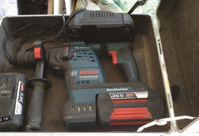 Location Perforateur bosh pro sans fil à Toulon