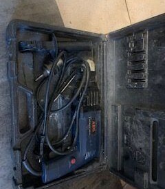 Location Perforateur aeg pneumatic 2000 à Tournan-en-Brie