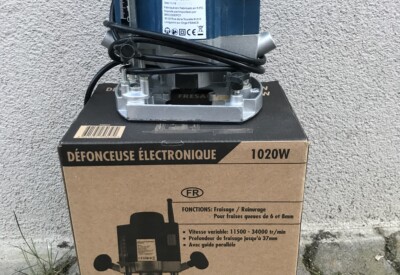 Location Défonceuse à bois électrique Autre à Brunstatt-Didenheim