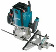 Location Défonceuse makita rp 2300 fcx à Saint-Pierre-en-Faucigny