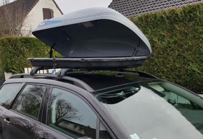 Location Coffre de toit thule 450l à Les Molières