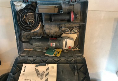 Location Meuleuse disqueuse bosch 125 mm 1100 watt à Fontaines-sur-Saône