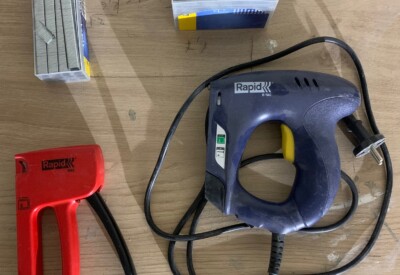 Location Agrafeuse électrique Autre à Tavaux