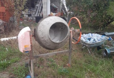 Location Bétonnière électrique Autre à Baziege