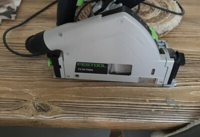 Location Scie plongeante électrique Festool à Leuville-sur-Orge
