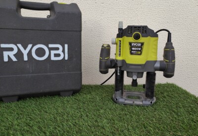 Location Défonceuse à bois électrique Ryobi à Niort