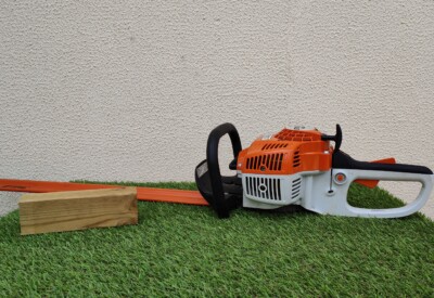 Location Taille haie Thermique Stihl à Niort