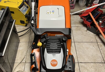 Location Tondeuse à gazon Thermique Stihl à Bastia