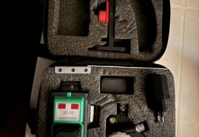 Location Niveau laser Autre à Verneuil