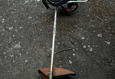 Location Débroussailleuse thermique Stihl à Saint-Connec